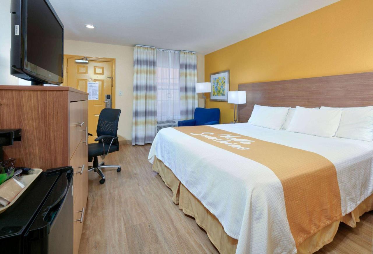 Days-Inn By Wyndham Batesville Ar Zewnętrze zdjęcie
